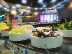 自助取餐区-咕叽咕叽自助烤肉小火锅(西城广场购物中心店)