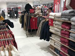 -优衣库(石家庄裕华万达广场店)