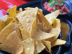 牛油果酱配玉米片-Luchador摔跤手墨西哥餐厅(恒宇广场店)