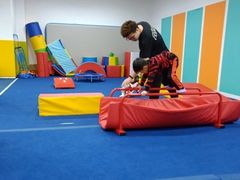 -蜩动儿童运动成长馆(恒生万鹂广场店)