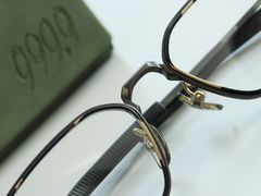 -目艮眼镜SHOWROOM(品牌集合店)