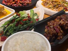 -隔壁老王·家常云南菜(花巷店)