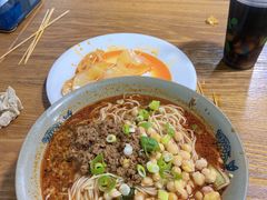 -丁丁猫重庆小面(徐州路店)