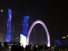 -南京眼步行桥