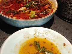 -万重锦·人文川菜馆(骡马市店)