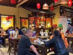 -富正毅三下锅·湘西韵味(天门山索道店)