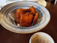 油炸杏鲍菇-LESCEDARS Brasserie Bistro香柏树