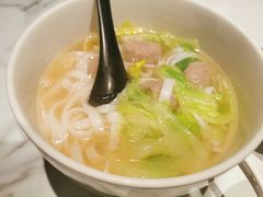 潮州牛肉丸汤河粉-MR鹅外