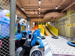 -反弹蹦床公园·运动乐园·团建·亲子派对(深圳观澜湖店)