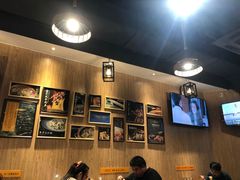 大堂-麒麟风烤牛肉·云南烧烤小排档(丹凤街店)