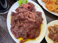 -韩风烤牛肉冷面店