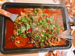 炭烤草鱼-遇见小厨·北京烤鸭·江湖菜·川菜(广福桥店)