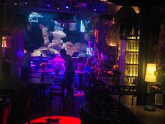 -临界音乐酒馆·小龙虾·江湖菜(华熙LIVE·鱼洞店)