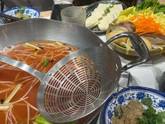 -王奋斗贵州酸汤牛肉火锅