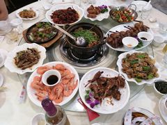 -渝君重庆火锅(嘉宾路店)