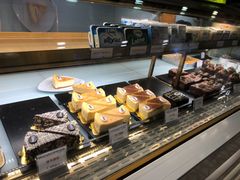 -MADO冰淇淋咖啡馆(淘金店)