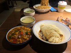 春风爱上龙虾面-十面春风·江南面馆(崇宁路店)