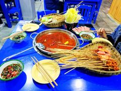 -马路边边·成都串串(翠柏路店)