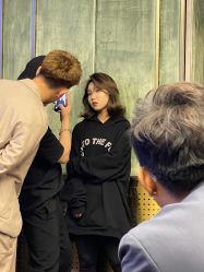 -妃格美发沙龙·烫发·染发