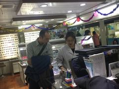-华彬眼镜专业渐进配镜(潘家园店)