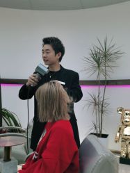 -In Style Hair Salon