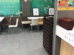 -华莱士·全鸡汉堡(柳州店)