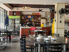 -牛一煲美食(江高店)