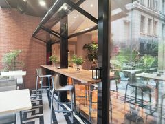 -潮一不贰·法式甜品·生日蛋糕·西式简餐(外滩店)