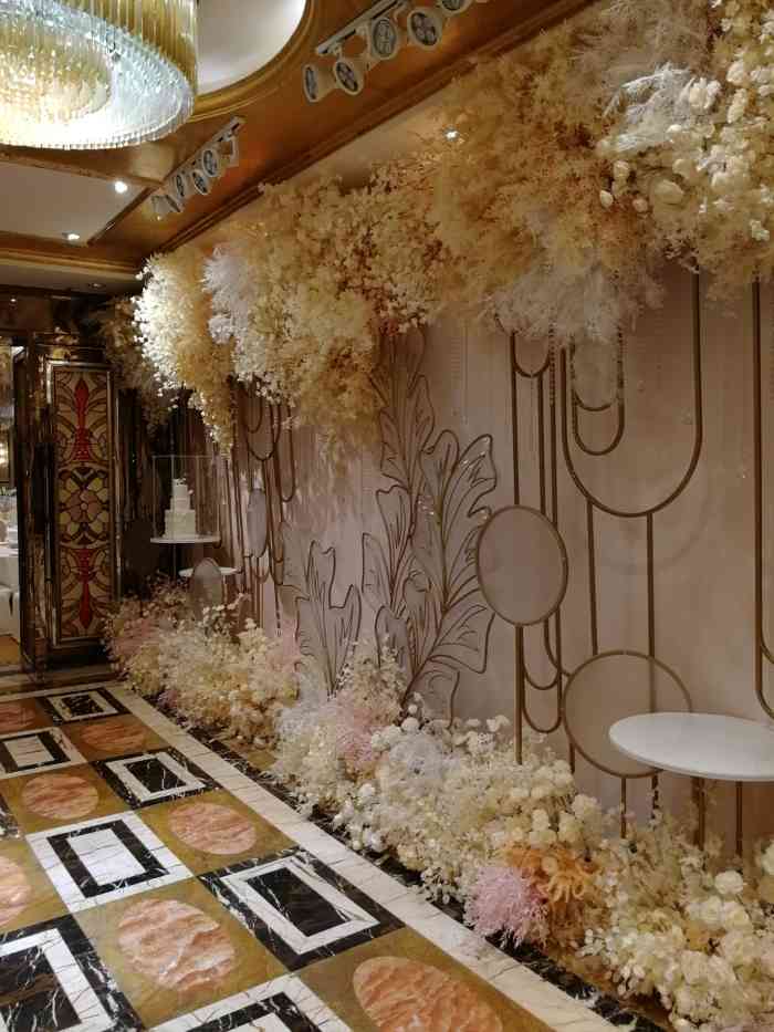 芭菲嘉宴(二郎店)-"昨天去吃的婚宴 这是我吃过最差的一家芭菲.