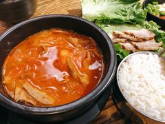 辣牛肉汤-吴草鸡爪오초닭발韩食堂(融恒盈嘉中心店)
