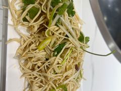 -玺炖·中国铁锅炖(虹桥天街店)