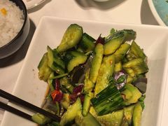 -八府香鸭·啫啫煲(华山路店)