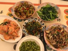 -喜爱宝月嫂(滨江浙二店)
