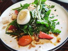 鸡肉沙拉-YUE·6·西式融合餐厅(外滩六号店)