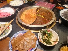 -沸炉重庆老火锅(军事博物馆店)