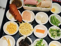 -妈妈故事米线(市府恒隆店)