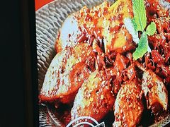 -辣尚瘾·烤鱼·新川菜(交大直营店)