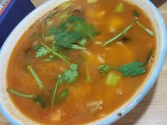 揪片子汤饭-新疆食府(华龙店)