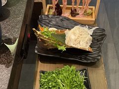 -湊湊火锅·茶憩(打浦桥日月光店)