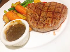 -拉亚汉堡经典餐厅(商城路店)