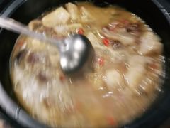 -胡桃里音乐餐厅(陶溪川店)(川湘赣菜·世界百大酒庄直供红酒·音乐表演)
