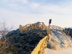 -鬼笑石后山停车场