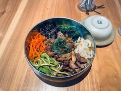 辣烤肥牛拌饭-KimPro 辛普乐概念韩餐