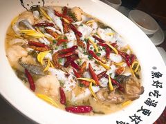 -江渔儿酸菜鱼·拔草餐厅(虎门君乐汇店)