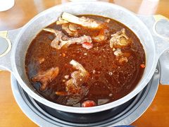 -亿诣蝎府炸酱面羊蝎子火锅(酷车小镇店)