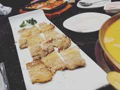 秘制黑猪五花-猪啊牛呀羊啊铜盘烤肉(正大广场店)