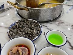-朴小妹人参鸡汤火锅(长白山万达店)