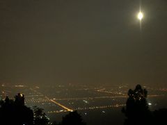 -鬼笑石后山停车场