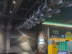 -极限PLAY运动娱乐新世界·团建派对表演休闲馆·室内高空游乐园