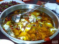 水煮鱼没辣椒了-通乐簋街小龙虾(老店)